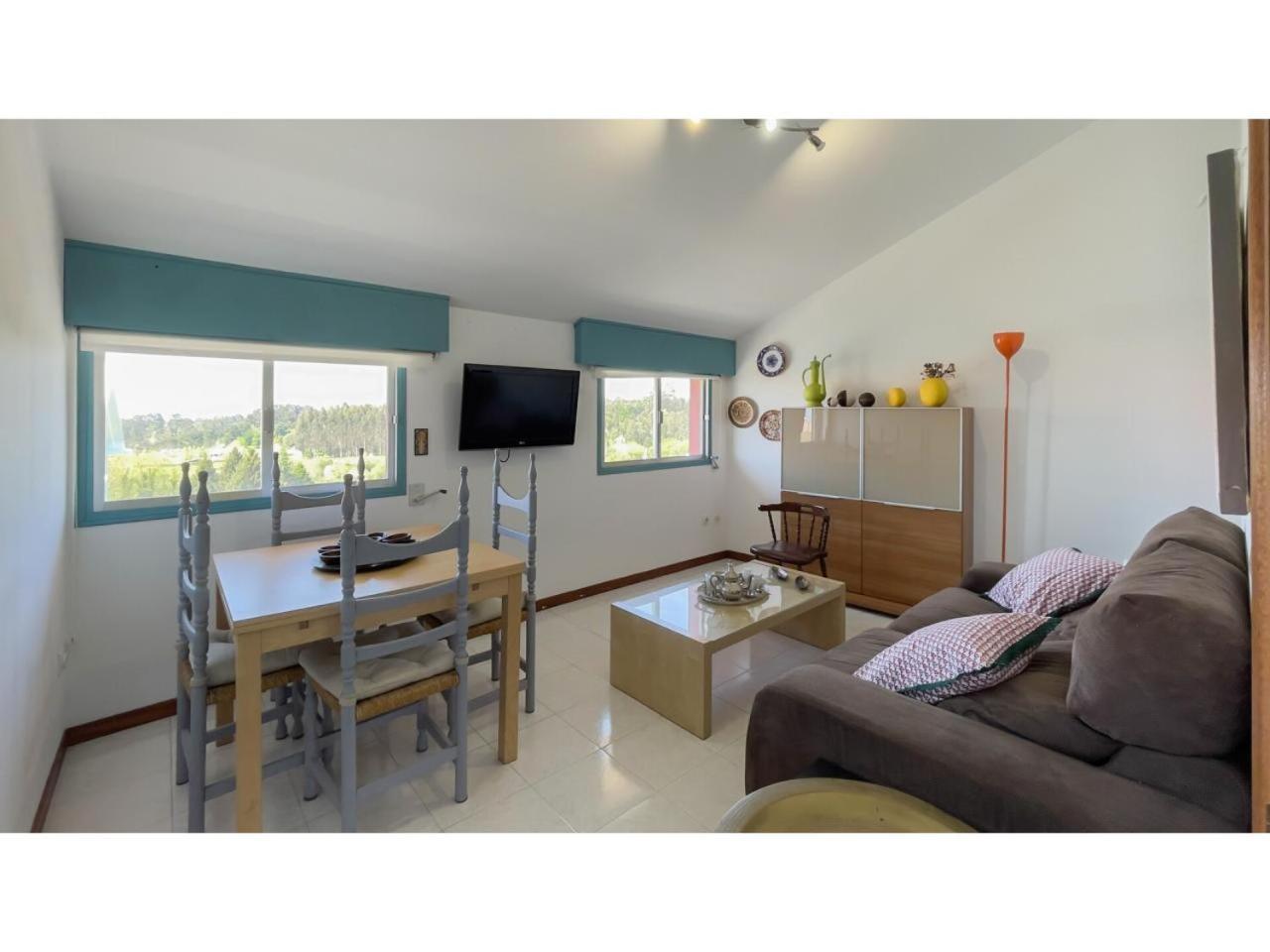 Perbes Apartment Миньо Екстериор снимка