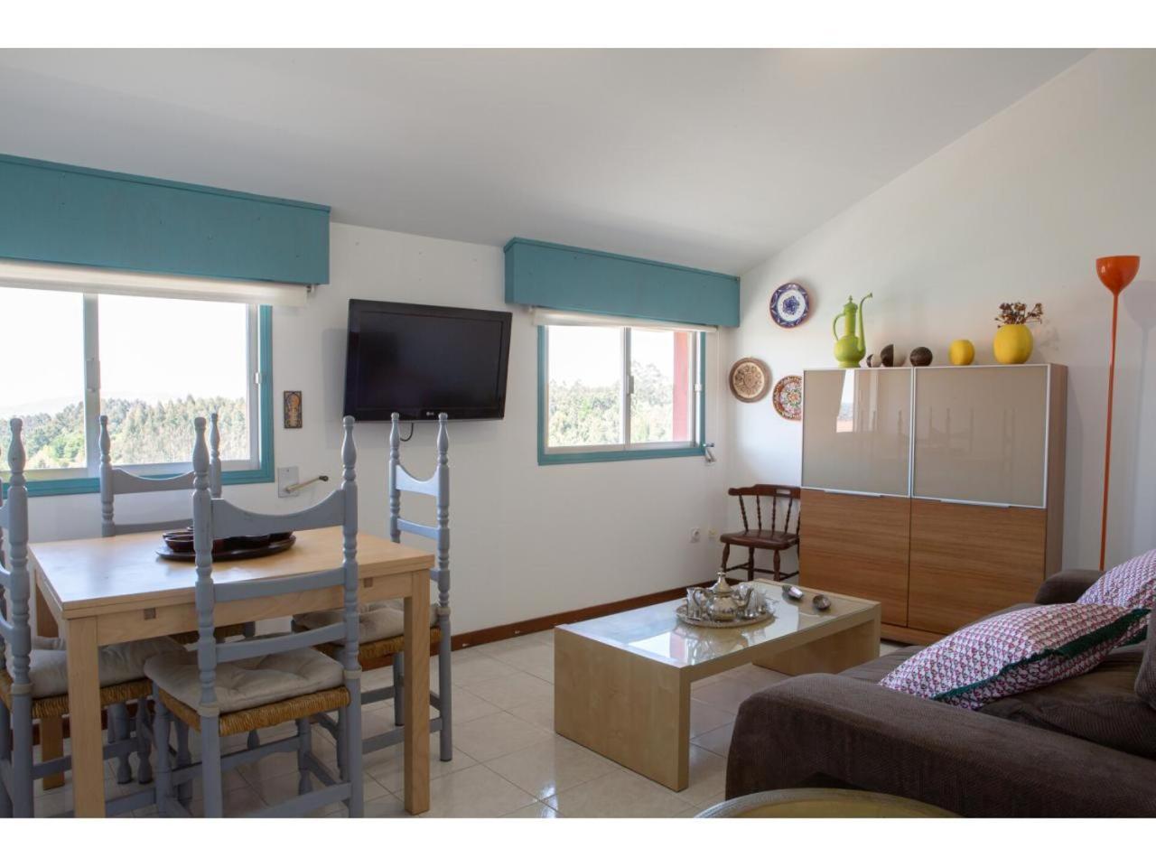 Perbes Apartment Миньо Екстериор снимка